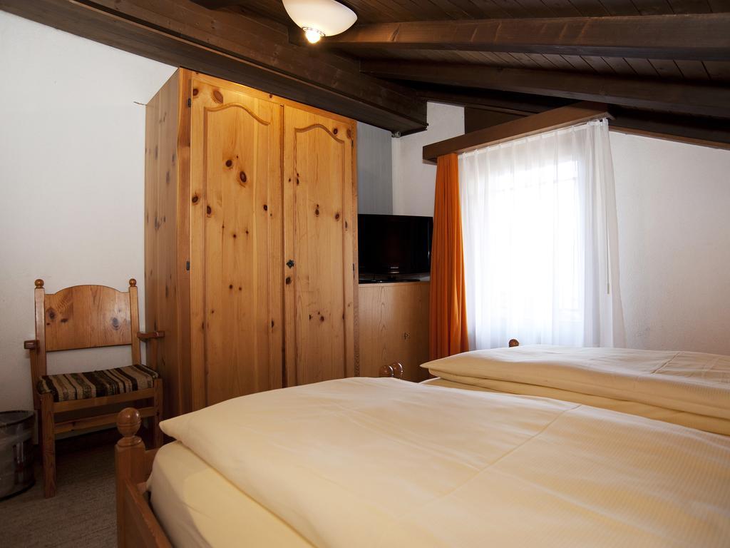 Ambiente Guesthouse Saas-Fee Bagian luar foto